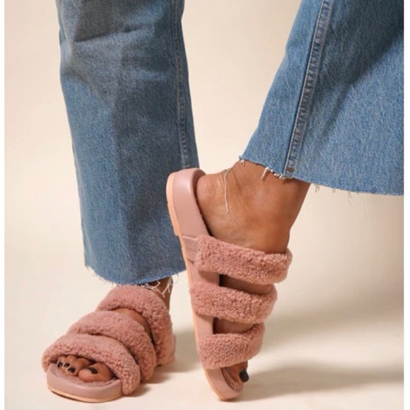 Charlotte Stone Dolly Puff Slide Sandal - Picture 1 of 4